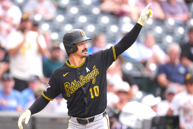 Homers lift Pirates over Rockies